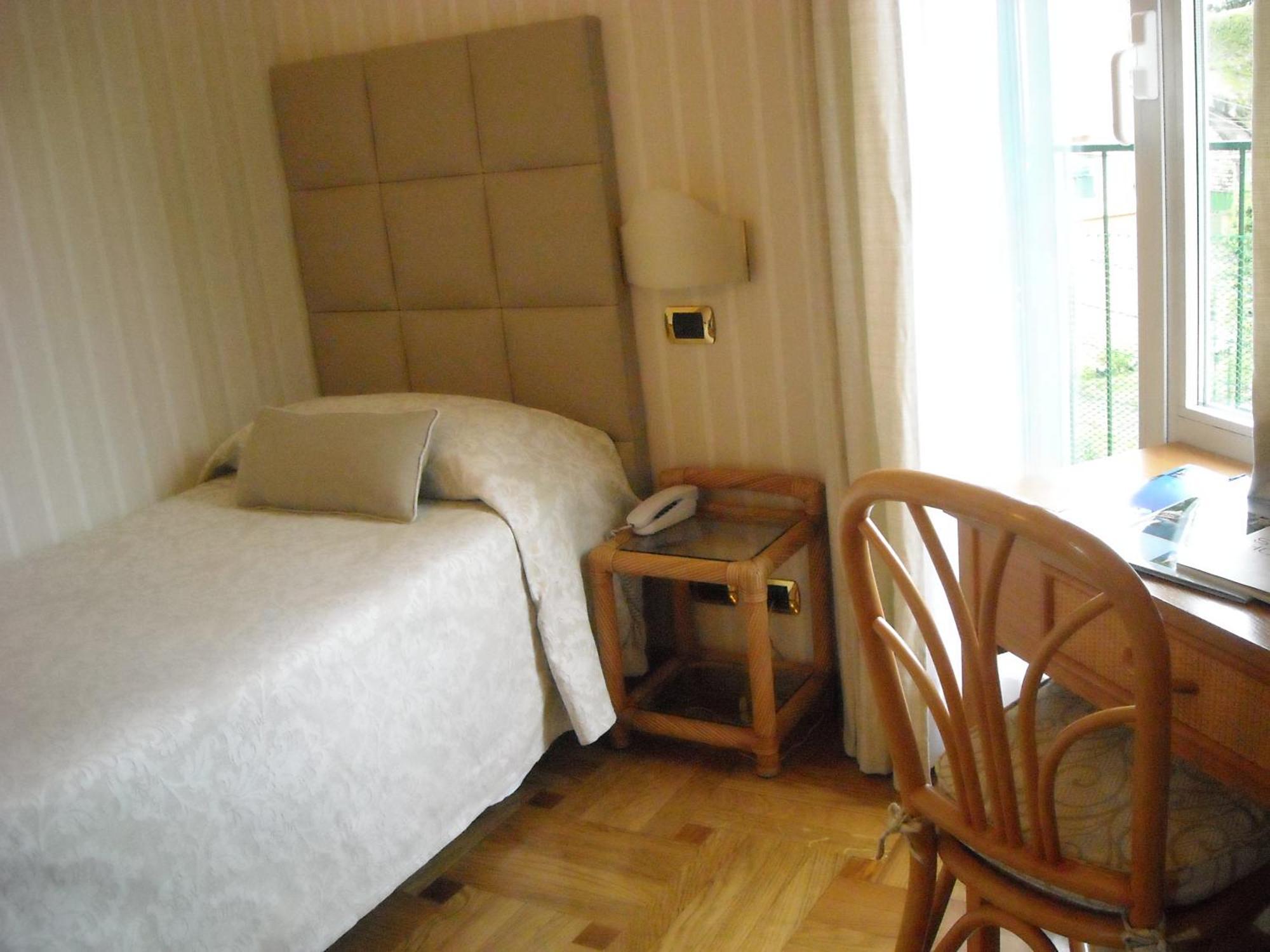 Hotel Metropole Санта-Маргерита-Лигуре Стая снимка