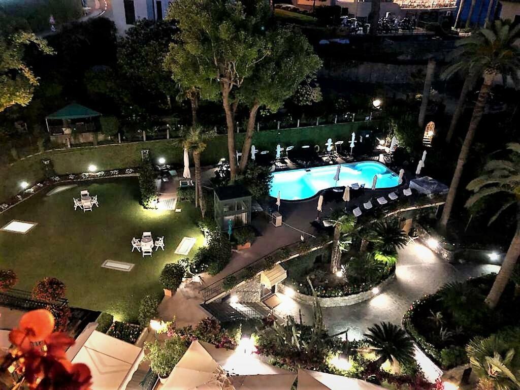 Hotel Metropole Санта-Маргерита-Лигуре Екстериор снимка